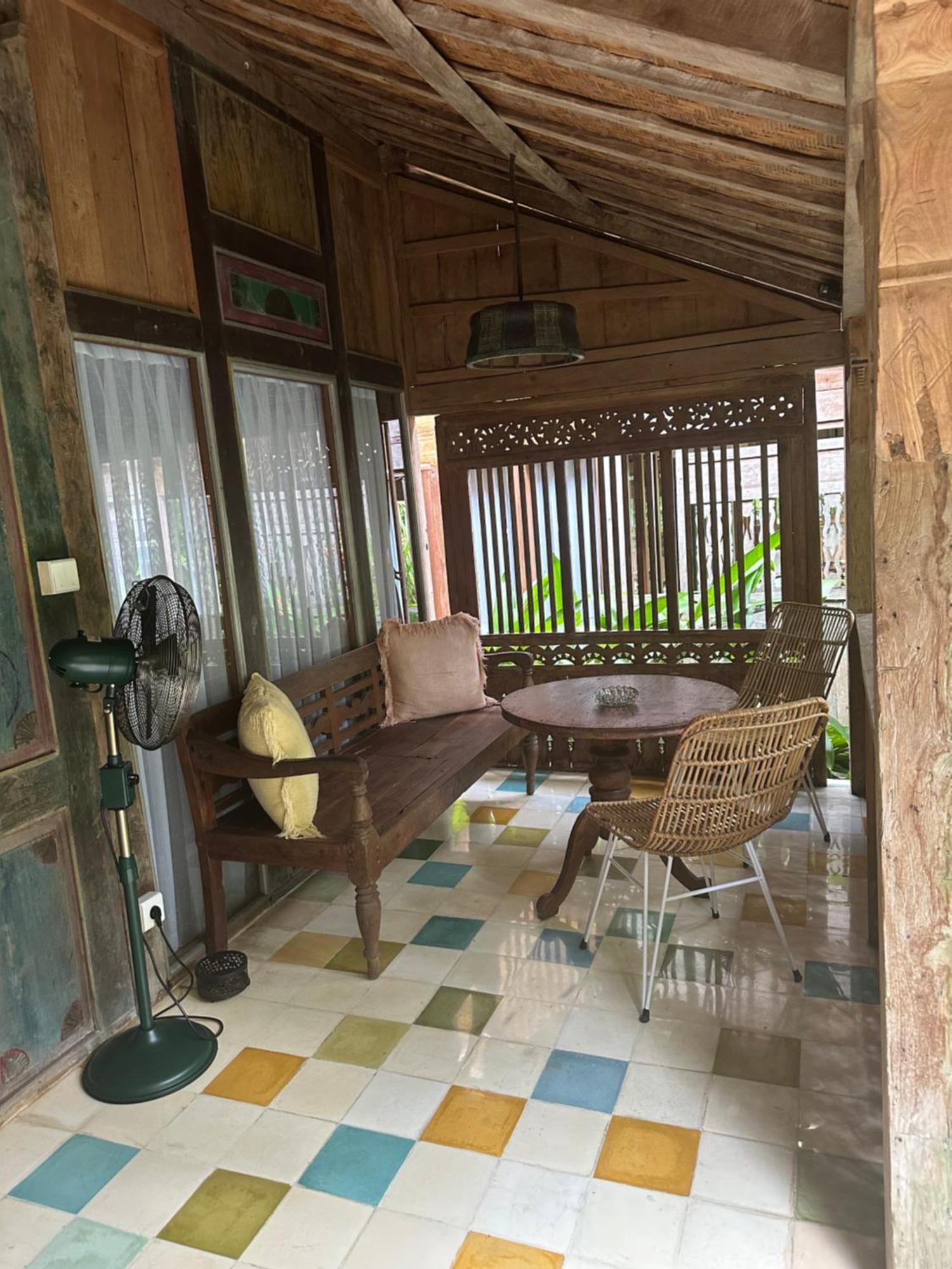 Umakayu Joglo Villa Canggu - Boutique Hotel ภายนอก รูปภาพ