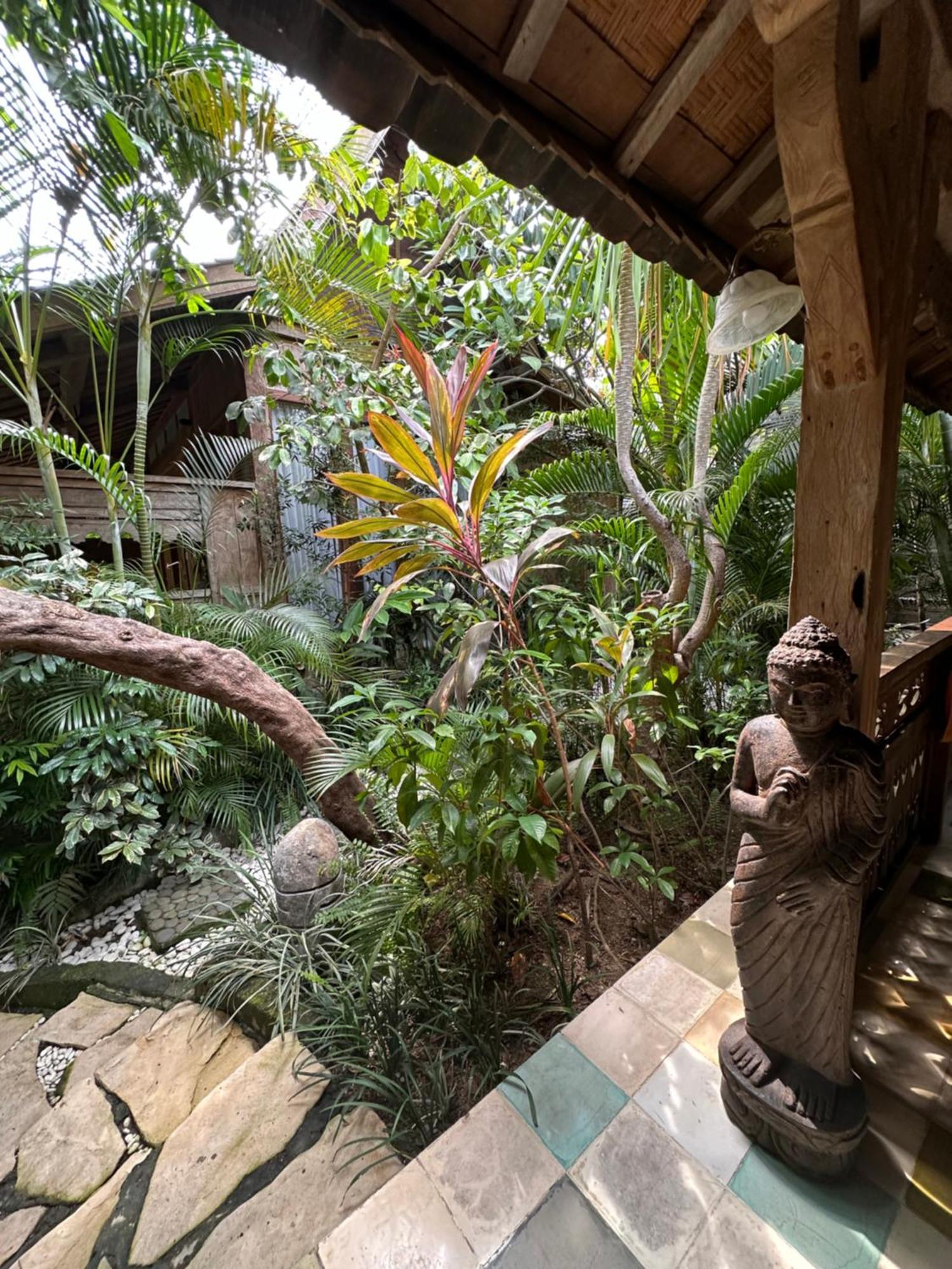 Umakayu Joglo Villa Canggu - Boutique Hotel ภายนอก รูปภาพ