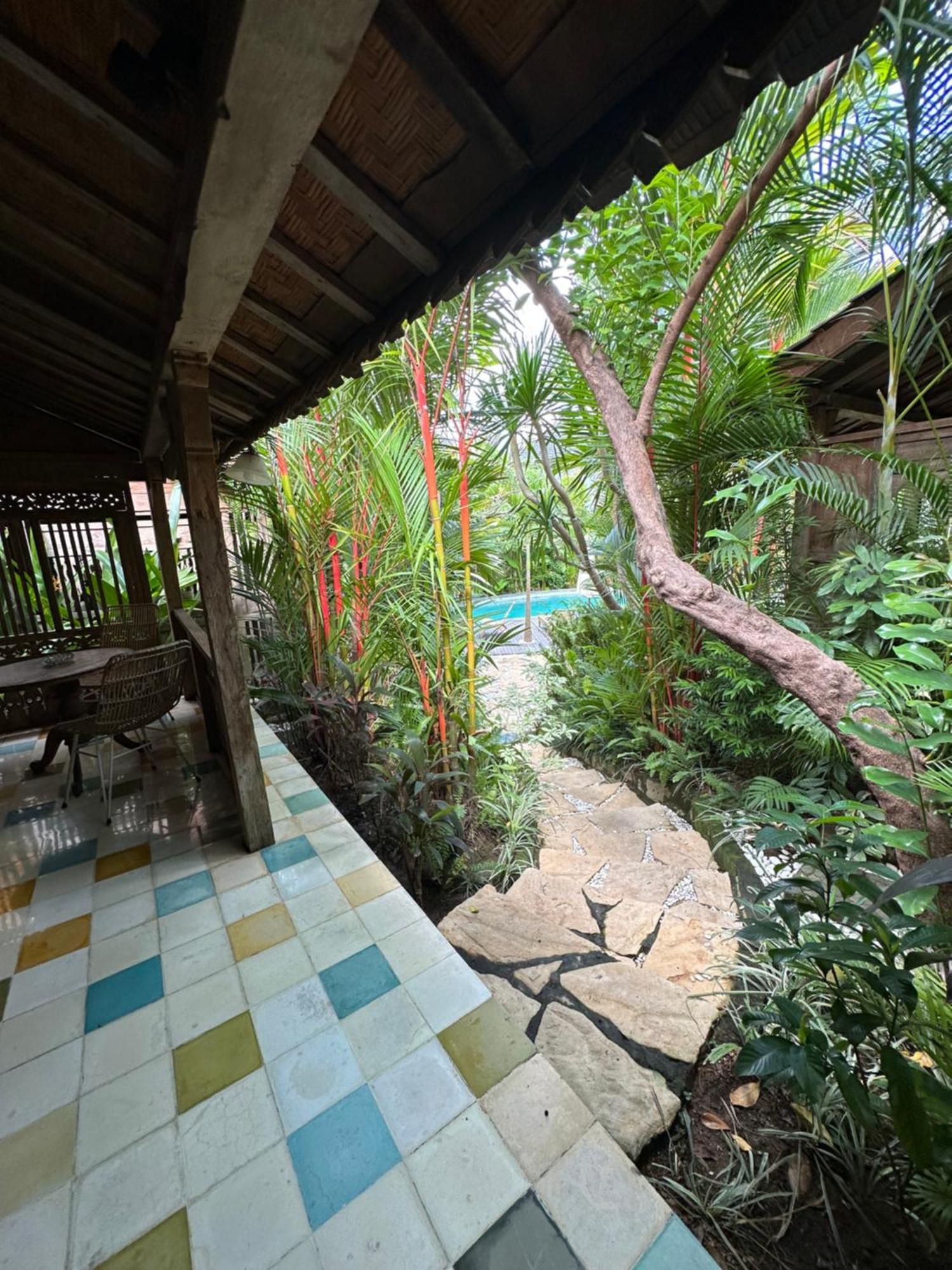 Umakayu Joglo Villa Canggu - Boutique Hotel ภายนอก รูปภาพ