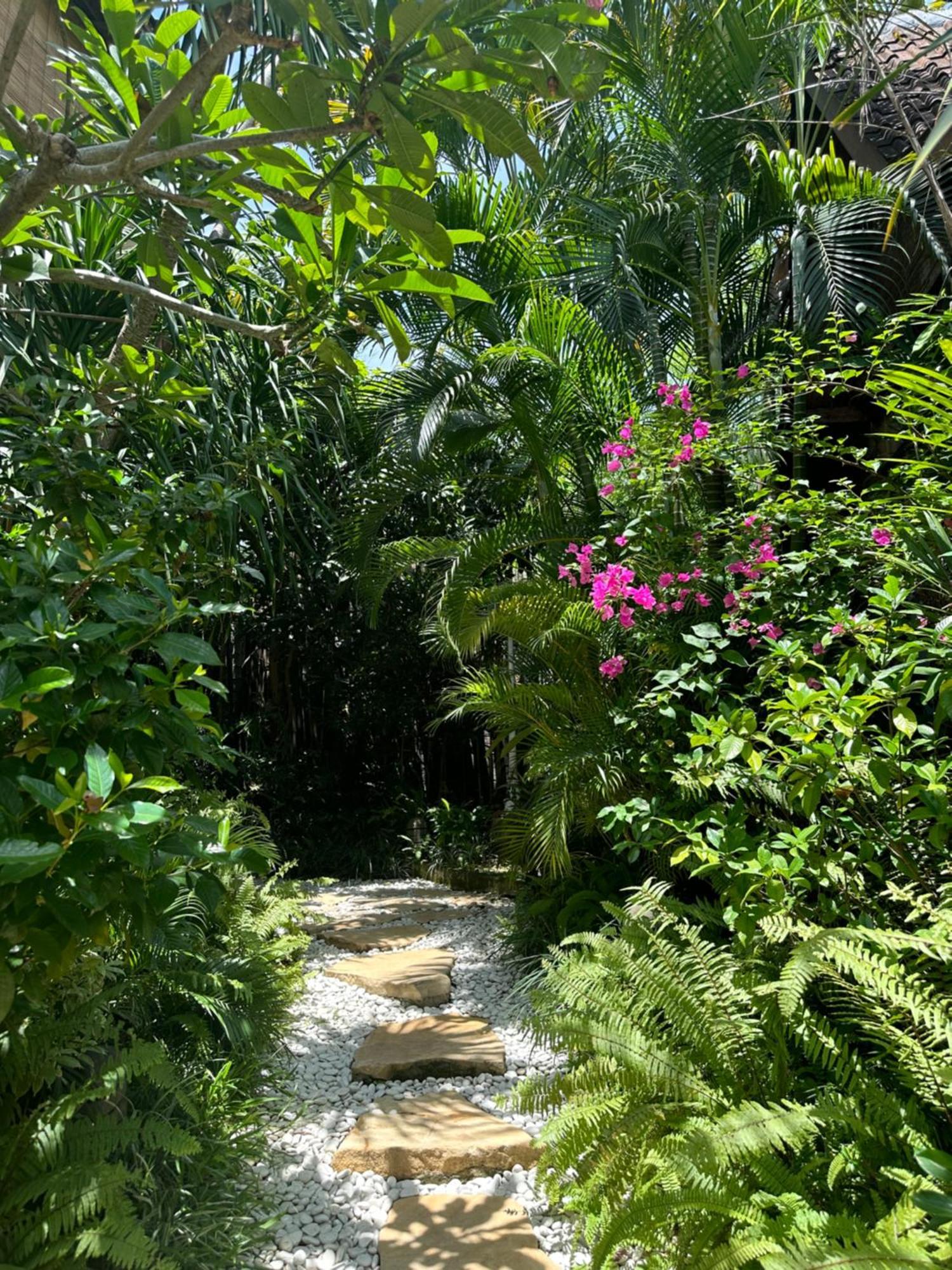 Umakayu Joglo Villa Canggu - Boutique Hotel ภายนอก รูปภาพ
