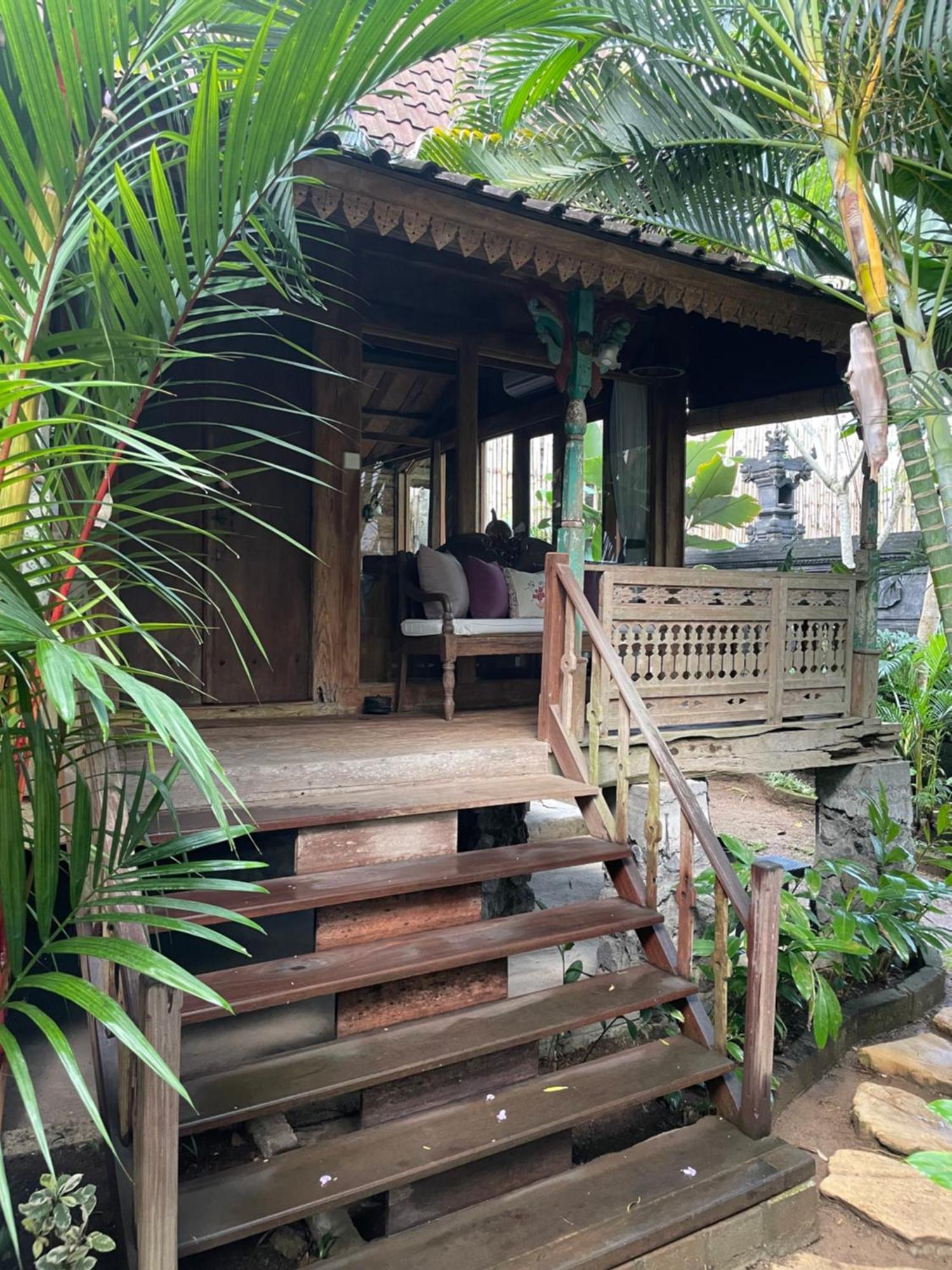 Umakayu Joglo Villa Canggu - Boutique Hotel ภายนอก รูปภาพ