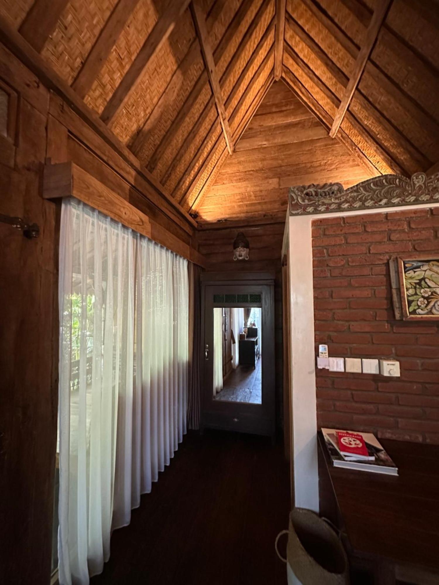 Umakayu Joglo Villa Canggu - Boutique Hotel ภายนอก รูปภาพ