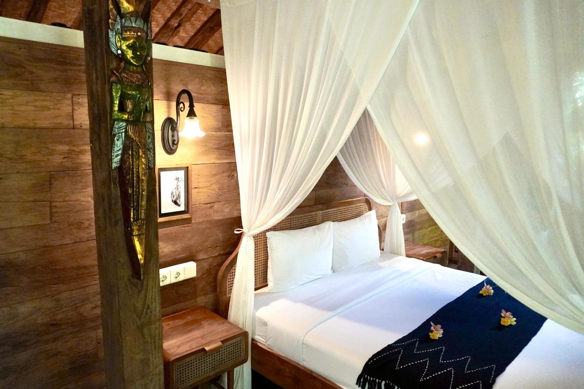 Umakayu Joglo Villa Canggu - Boutique Hotel ภายนอก รูปภาพ
