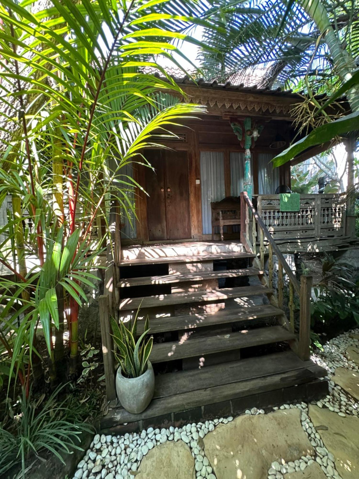 Umakayu Joglo Villa Canggu - Boutique Hotel ภายนอก รูปภาพ