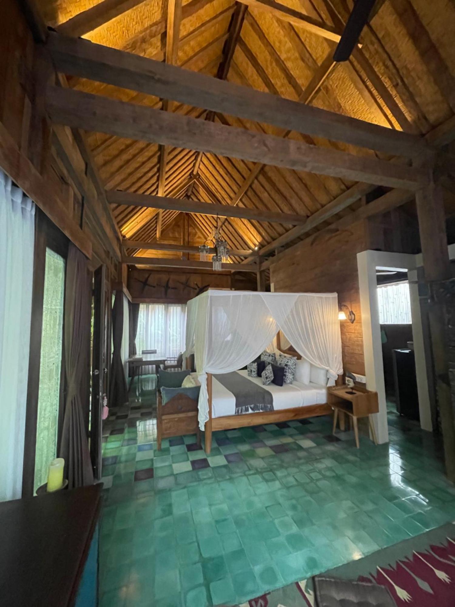 Umakayu Joglo Villa Canggu - Boutique Hotel ภายนอก รูปภาพ
