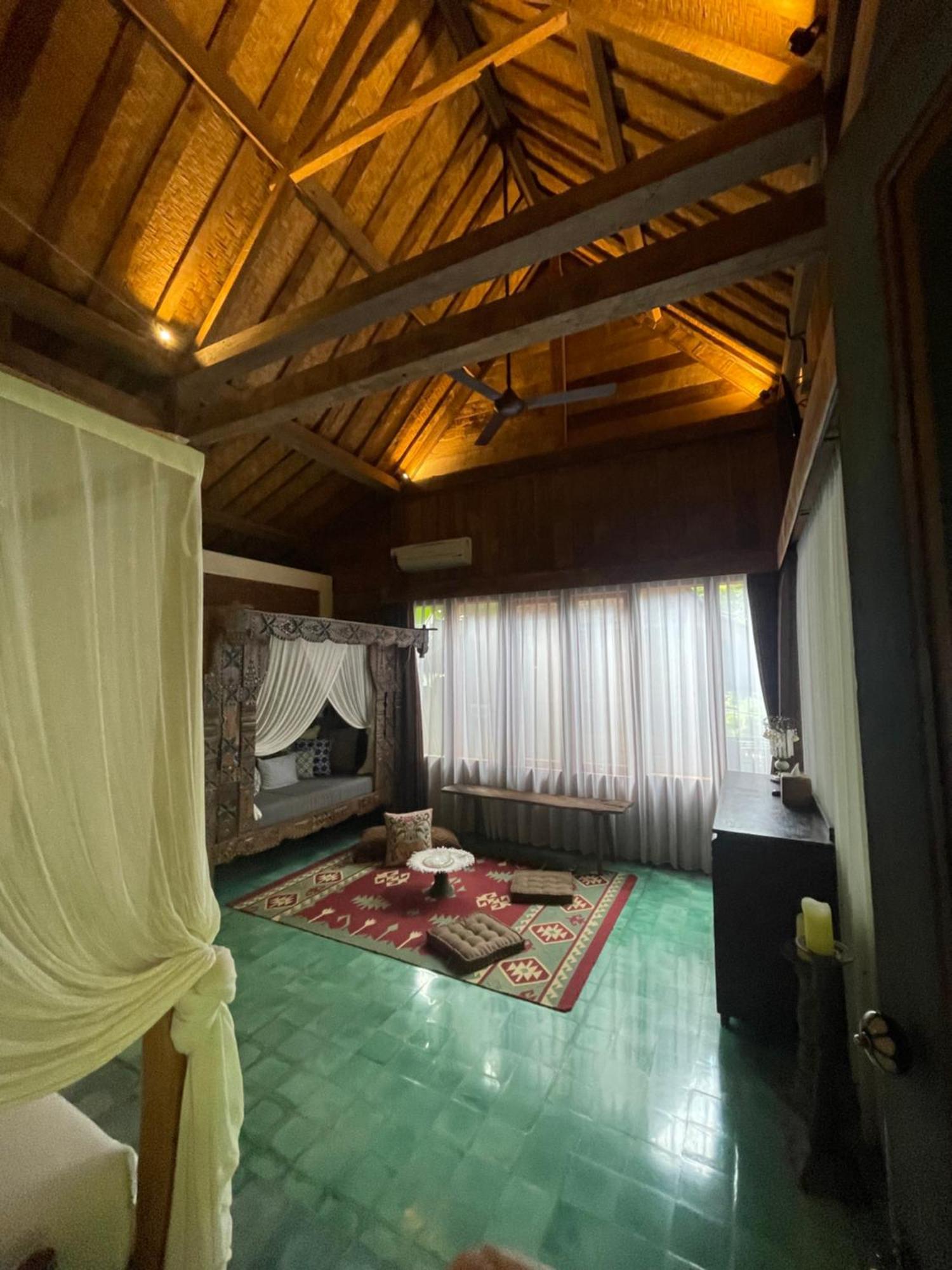 Umakayu Joglo Villa Canggu - Boutique Hotel ภายนอก รูปภาพ
