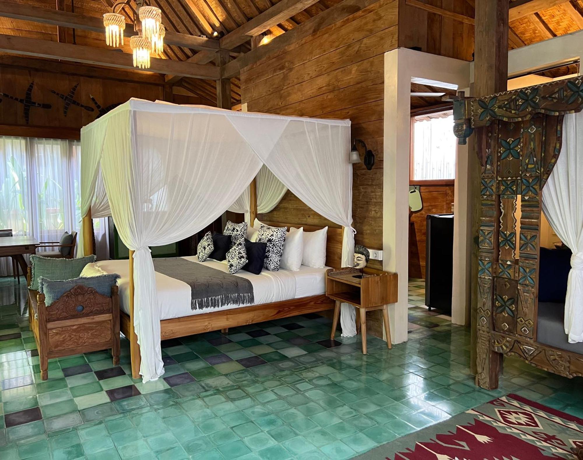 Umakayu Joglo Villa Canggu - Boutique Hotel ภายนอก รูปภาพ