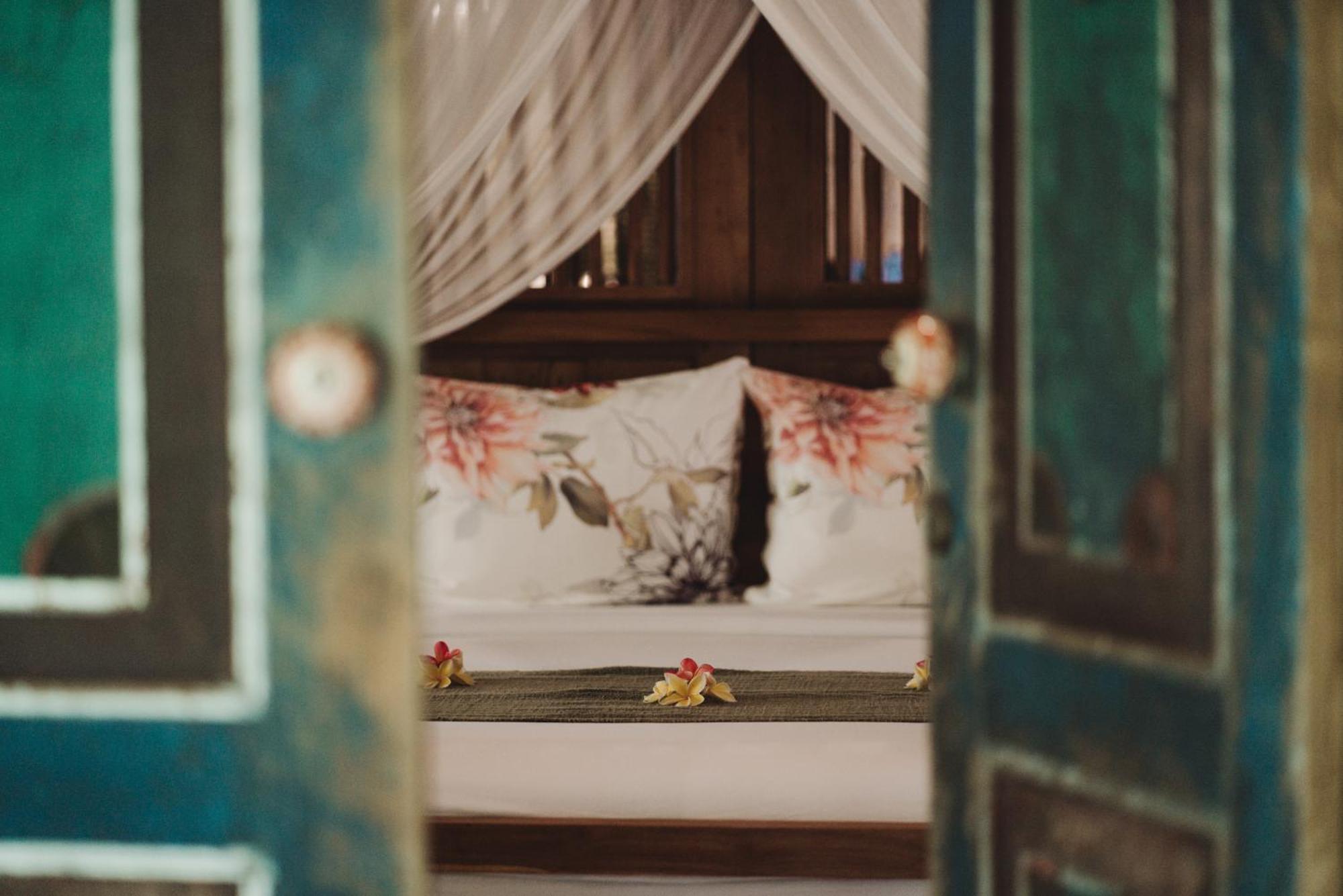 Umakayu Joglo Villa Canggu - Boutique Hotel ภายนอก รูปภาพ